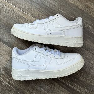 Nike Air Force 1 one white low af 6 7.5